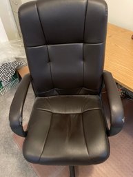 Leather Like Office Chair W/ Rug/ Floor Mat
