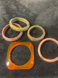 Vintage Bracelet Bangle Lot Lucite/Plastic Pink Swirl /Orange Square  Rhinestone Stretch