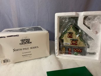 Dept 56 North Pole Series - Elf Bunkhouse