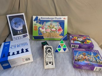Vtg Puzzles And Games - Tthe Missing Link, Chess, Puzzles