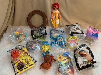 Vtg McDonalds Happy Meal Toys And Ronald McDonald