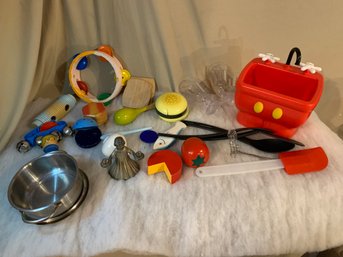Vtg Kids Toys - Mickey Tub And More