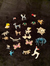 Vtg Pin Brooch Lot - Butterfly, Poodle, Elephant, Dog, Bee, Horse, Deer, Turtle