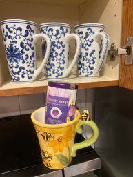 Set Of 3 Tall Blue White Mugs / Adorable Bumble Bee Mug