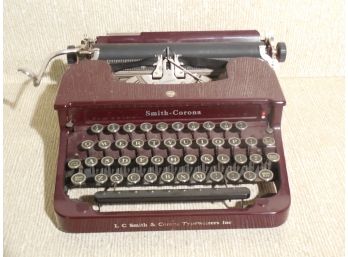 Antique Smith Corona Red (Maroon) Standard Vintage Typewriter