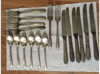 Vintage Wm Rogers Mfg. Co. Original Rogers Flatware Set/WILL SHIP OR FOR PICKUP