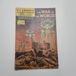 Vintage Classics Illustrated The War Of The Worlds By H.G. Wells Comic