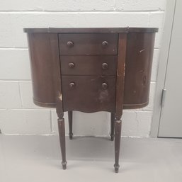She Needs A Refurb But What A Darling Vintage Wood Accent Table