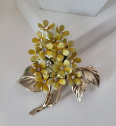 Look At The Size Of This! Vintage Enamel And Rhinestone Floral Brooch