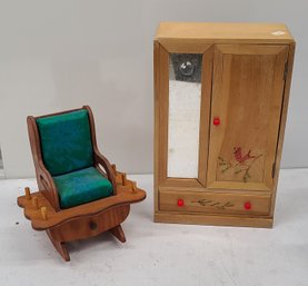 Vintage Red Robin Japan Doll Wardrobe And Chair