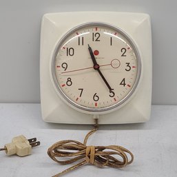 1950s General Electric Wall Clock Model 2h20