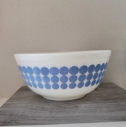 Ooohh! Vintage 1969 Pyrex New Dots Blue 403 2 1/2qt Mixing Bowl Great Condition Some Fading