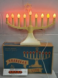 Vintage Chanukah Lite Electric Menorah With Box And Extra Bulbs