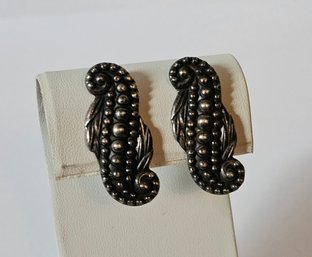 Vintage Mexican Sterling Screwback Earrings