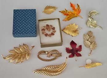 All The Vintage Leaf Brooches For Fall! Avon And More