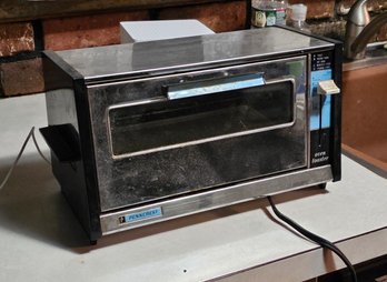 SO CUTE Midcentury Modern Vintage Penncrest Toaster Oven