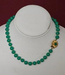 Vintage Green Beaded Necklace With Floral Pop It Clasp