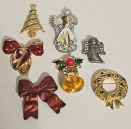 NEVER ENOUGH VINTAGE CHRISTMAS BROOCHES And Some Others