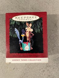 1994 Hallmark Looney Tunes Collection Ornament