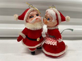 Vintage Flocked Kissing Santa & Mrs. Claus