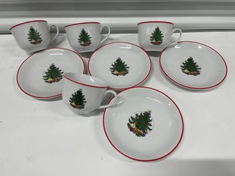 Set Of Four Cuthbertson American Christmas Tree Cups & Saucers