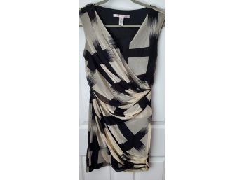 You Can Never Go Wrong With Silk! Designer Diane Von Furstenberg Vintage Dress
