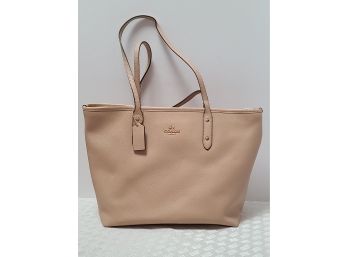 NWT Coach Leather City Zip Tote