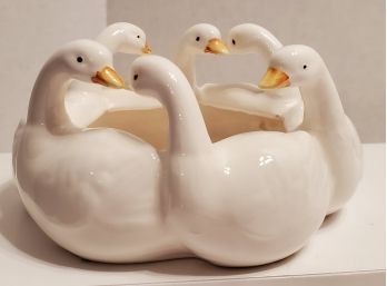 6 Swans A Swimmin' Vintage MC Ron Gordon Designs Porcelain Figurine SHIPPING EXTRA