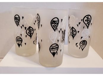 Holy Cow! Look At These MCM Black And White Frosted Tumblers SHIPPING EXTRA