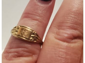 The Most Adorable Tiny Vintage Initial Ring