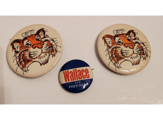 Vintage MC Esso And Wallace For President Metal Buttons