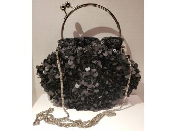 Look At This Vintage Beauty! Perfect Night On The Town Black Evening Bag