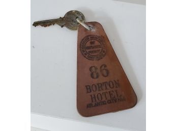 Very Cool Piece Of History! Vintage Borton Hotel Key Fob And Key
