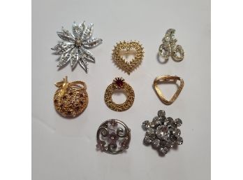 Vintage Brooches Including Gerry's