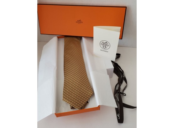 OH.MY.GOD! Vintage 80s Authentic Hermes Silk Twill Tie In Hermes Box