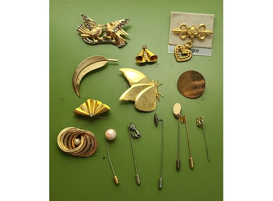 Vintage Brooch And Pin Collection