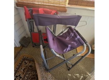 2 Portable Folding Chairs With Side Trays