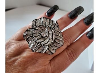 It Don't Mean A Thing If It Ain't Got That Bling Gorgeous Vintage Statement Ring