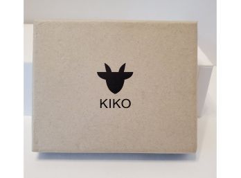 NIB Kiko Leather Two Fold Card Case CHRISTMAS SHOPPING MADE EASIER!