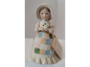 Vintage 1981 Holly Hobbie A Mother's Remembrance Figurine Bell Excellent Condition Needs Cleaning