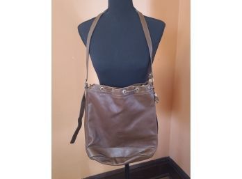 Longchamp Gorgeous Leather Bucket Bag
