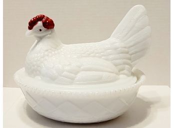 For Ya'll Mother Hens! Vintage 40s Westmoreland Milk Glass Hen On Nest Covered Dish