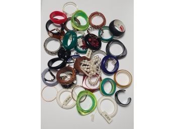 WHEW THAT'S A LOTTA BANGLES Some NWT