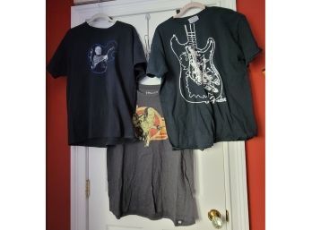 Get Ready To Rock! T Shirt Lot Incl Vintage Les Paul And Nwt Fender Both Size Large