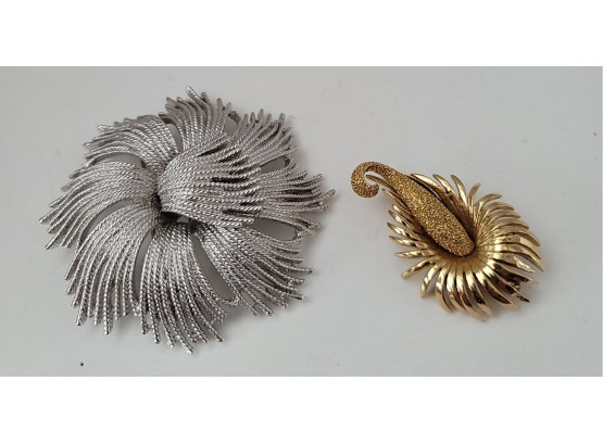 Vintage 60s 70s Monet Silver Tone And Gold Tone Brooches Excellent Condition