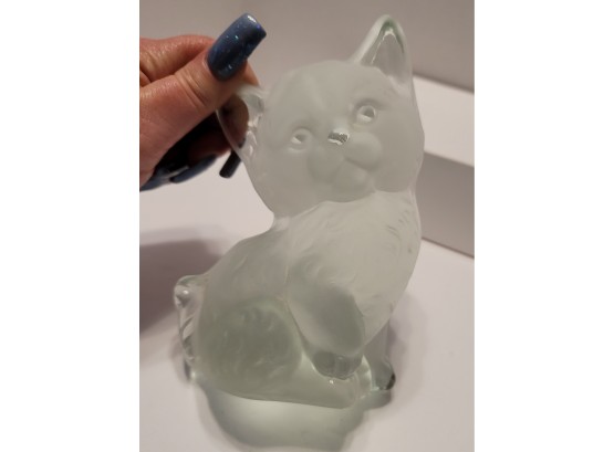 Oh Kitty Lovers! Vintage Viking Glass Frosted Glass Kitten Statue Excellent Condition