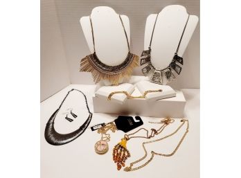You Know You Want That Bird! NWT & NWOT Tags Statement Necklaces And More!