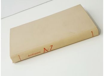 A Neat Reference Book! 1954 Antiques A-Z Pocket Handbook For Dealer By Edward Wenham