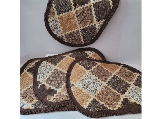 Set Of 4 MCM Quilted Calico Print Place Mats Excellent Condition