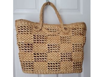 Perfect For The Beach! Vintage Straw Tote